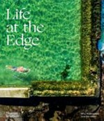 Life at the edge : why Australians love the water / [Jo Turner, editor]